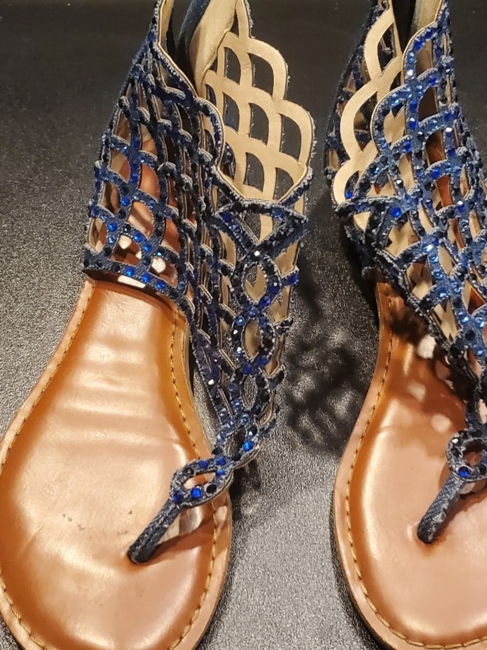 Zigi Soho Womens Navy Blue Rhinestone Cutout Gladiator Sandals Size 7.5